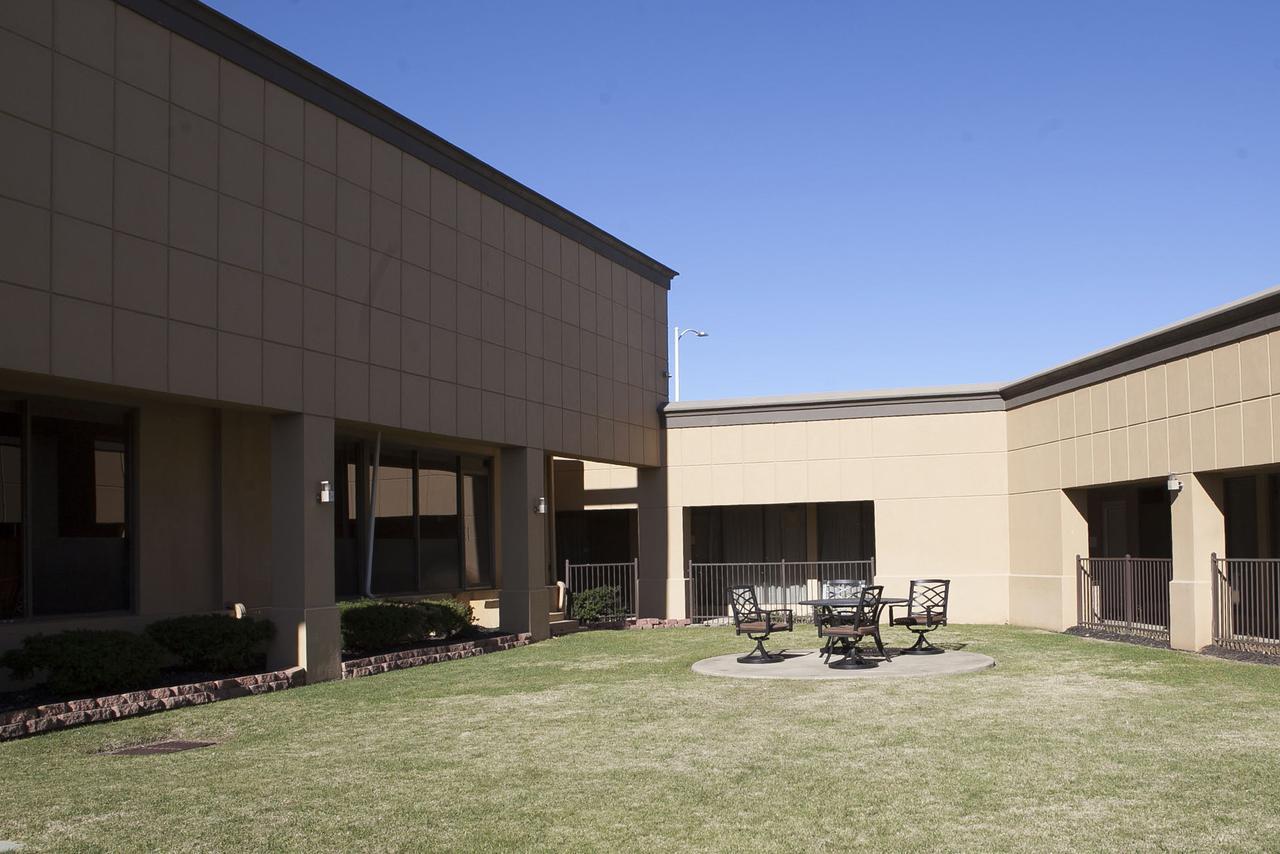 Wyndham Oklahoma City Exterior photo